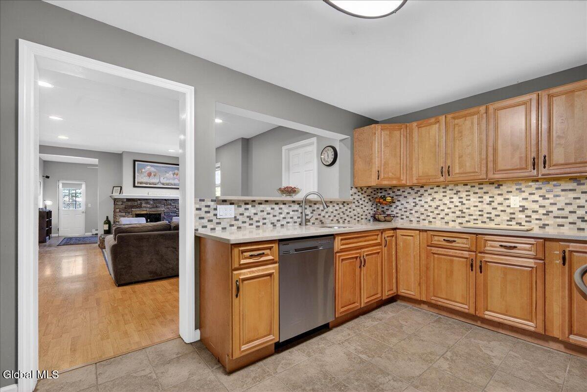 3423 Gari Lane