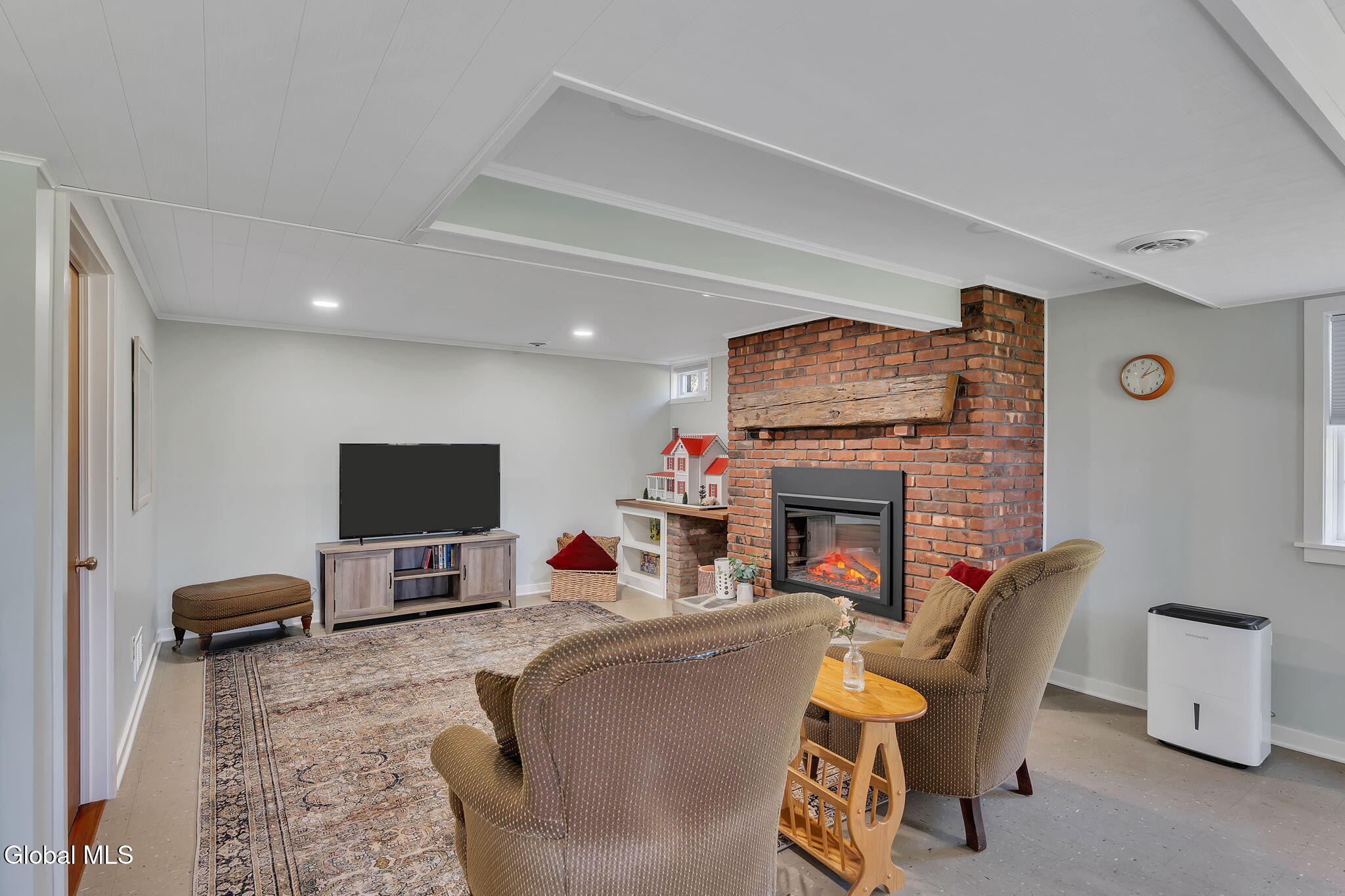 896 Randall Road