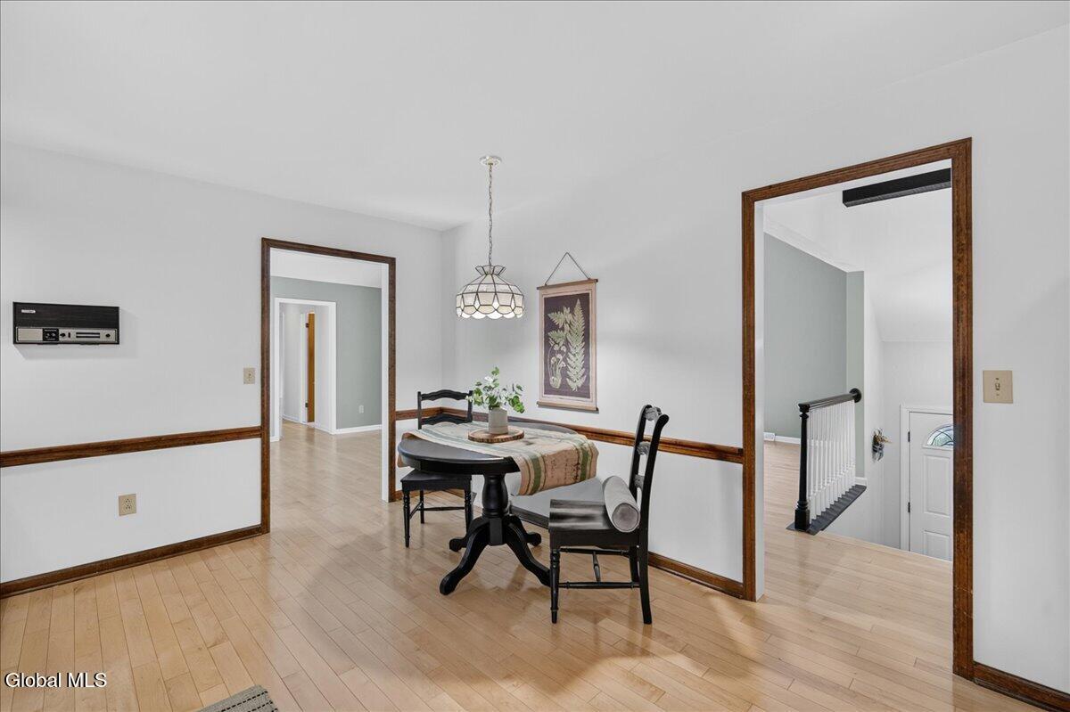 11 Laurel Drive