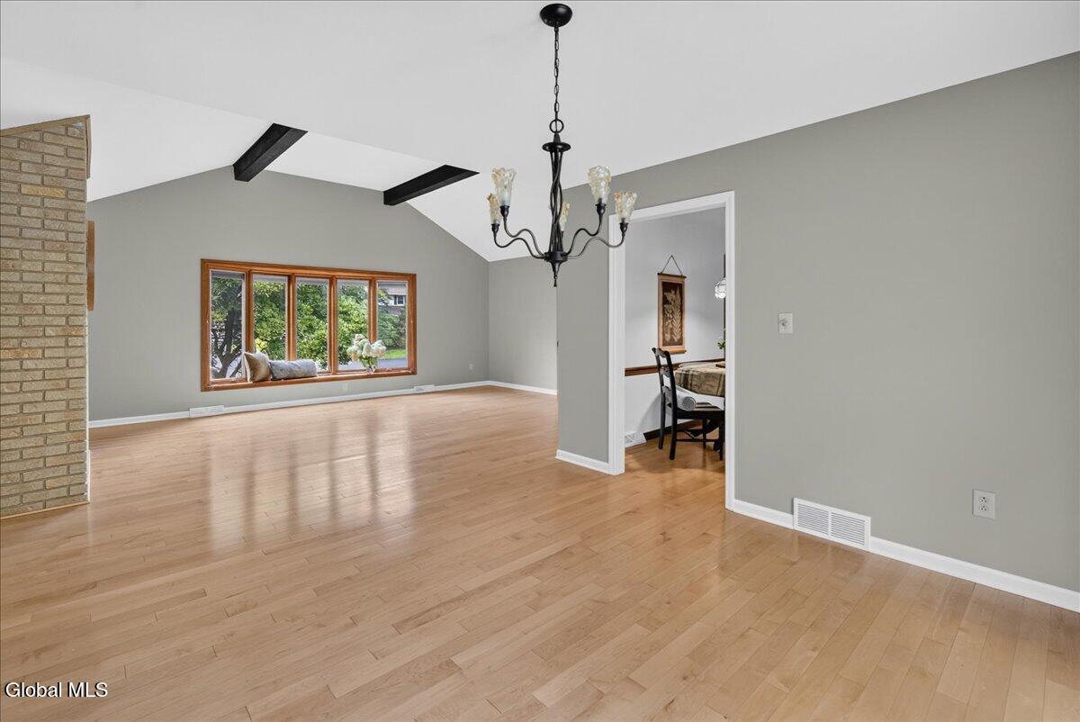 11 Laurel Drive