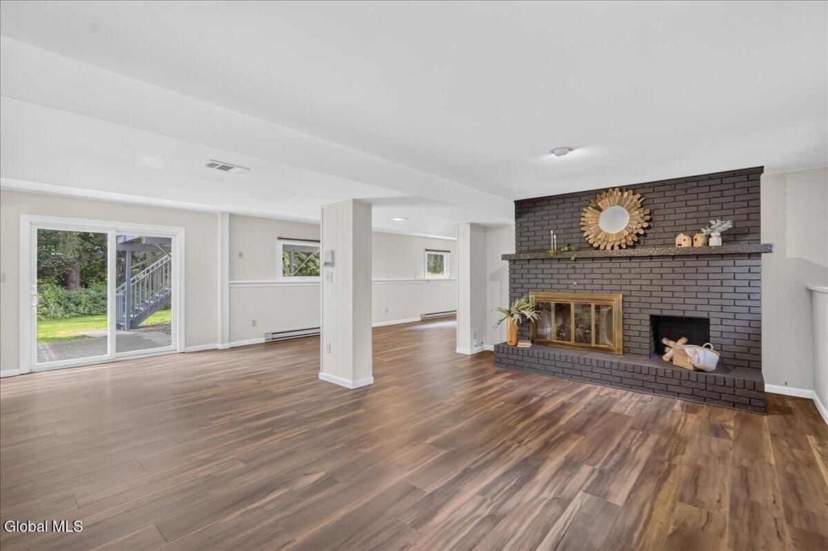 11 Laurel Drive
