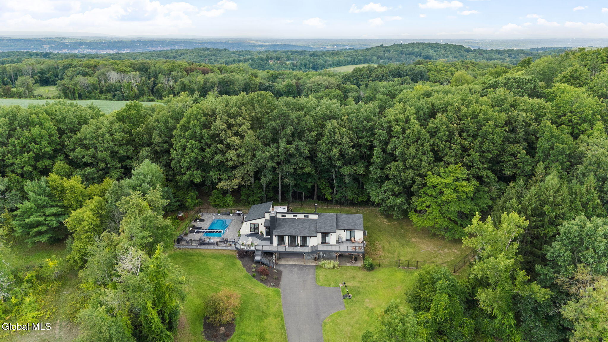 109 Wilrose Lane