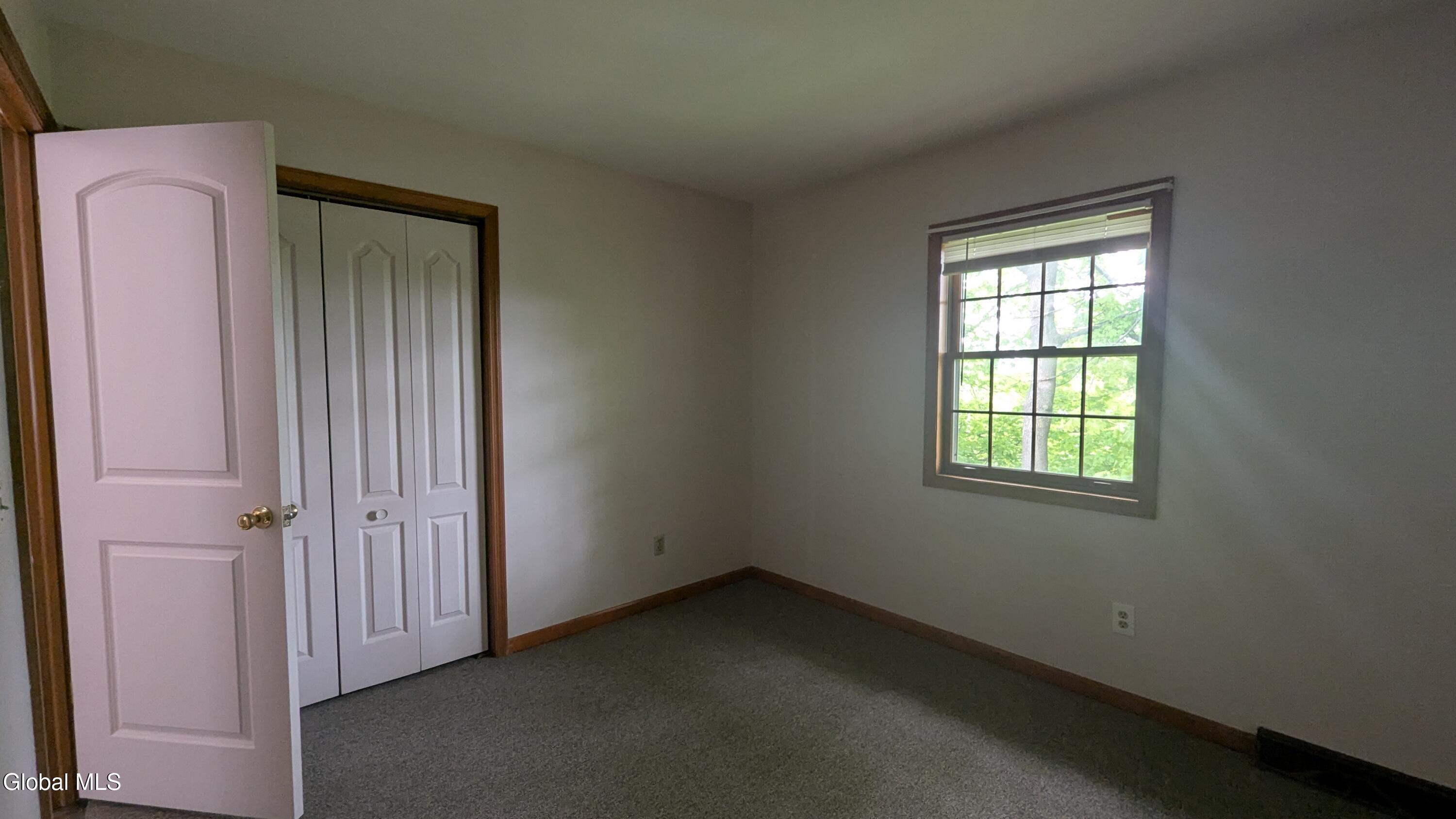 821 Salina Street, 823