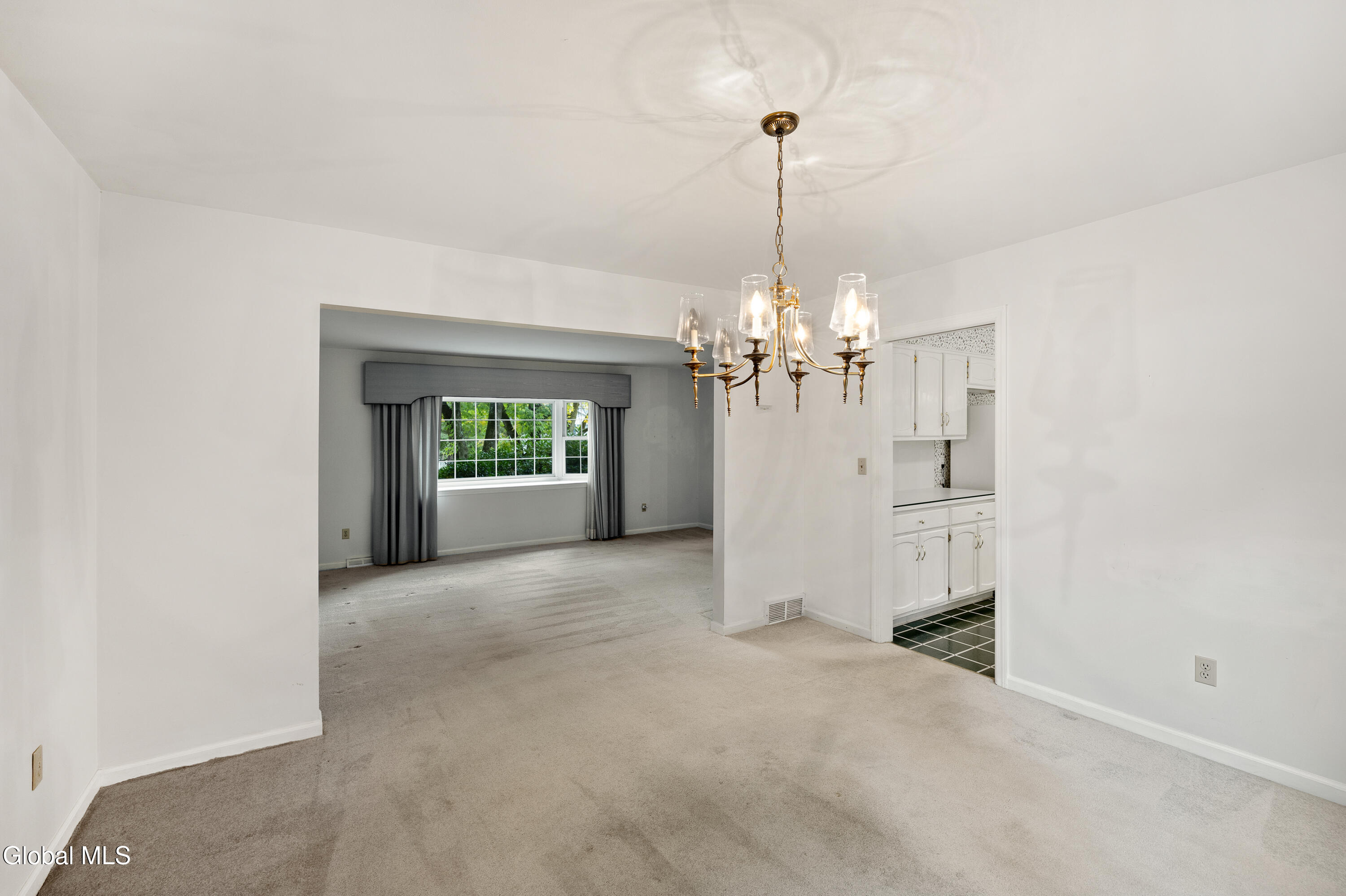 1279 Windemere Court