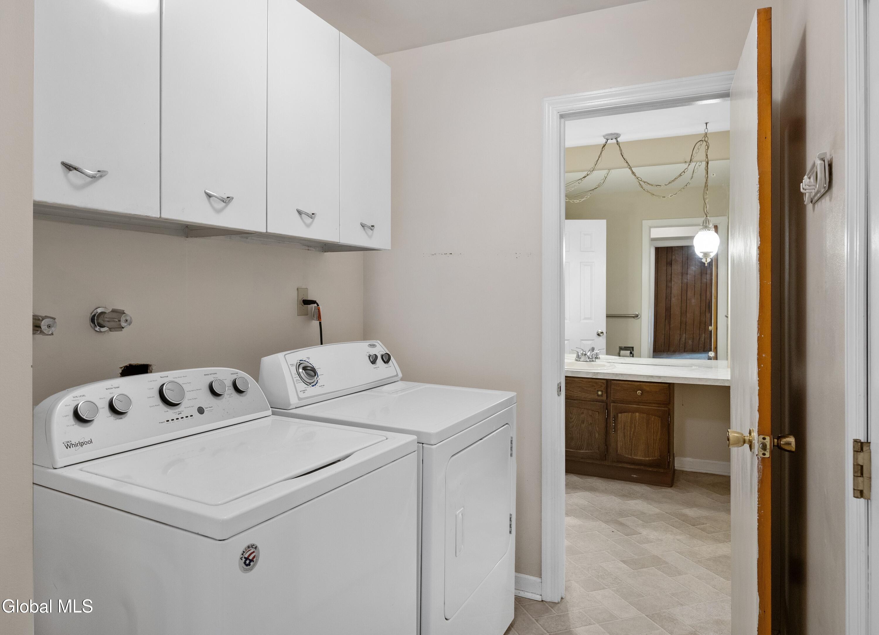 1279 Windemere Court