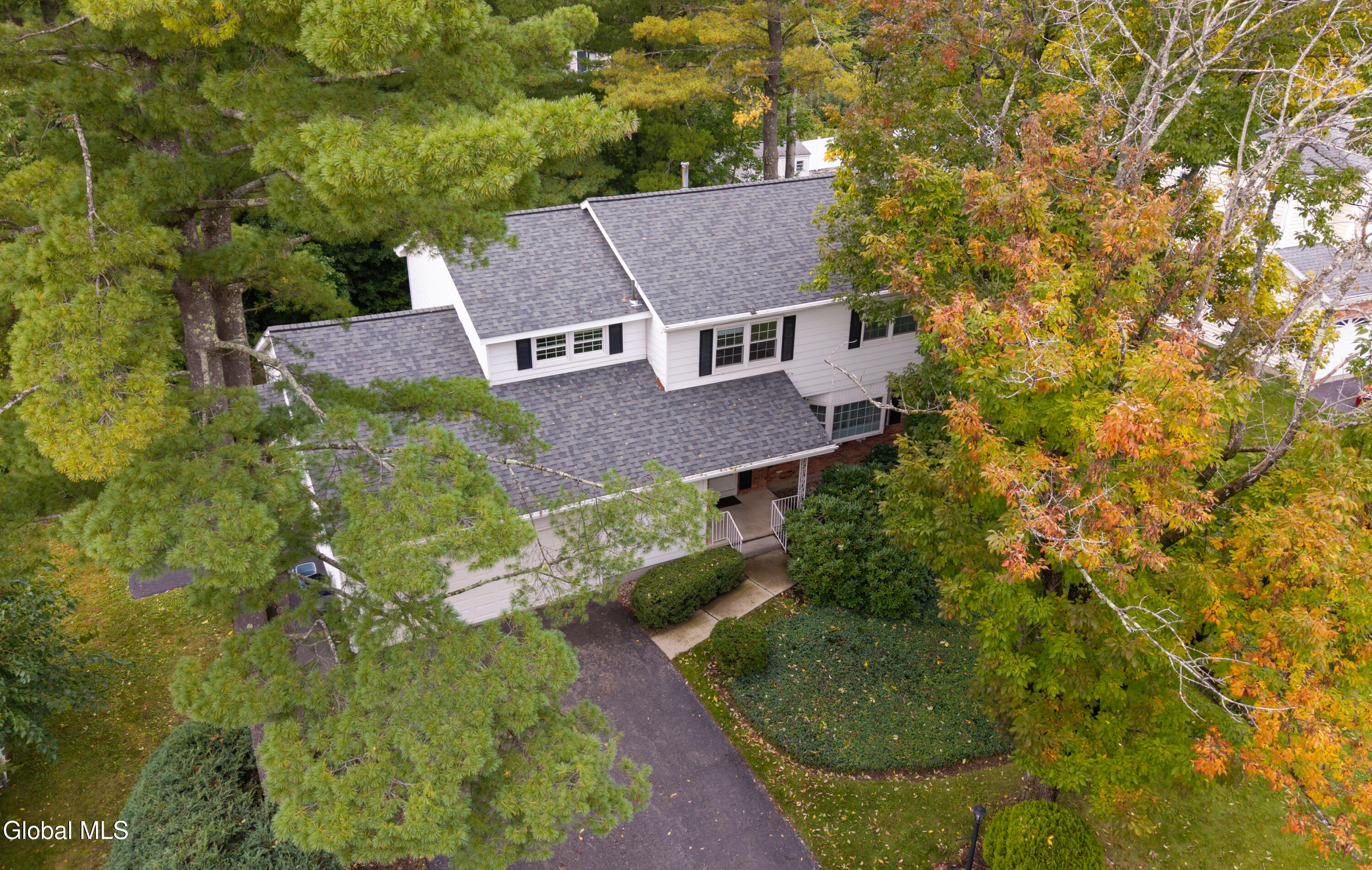 1279 Windemere Court