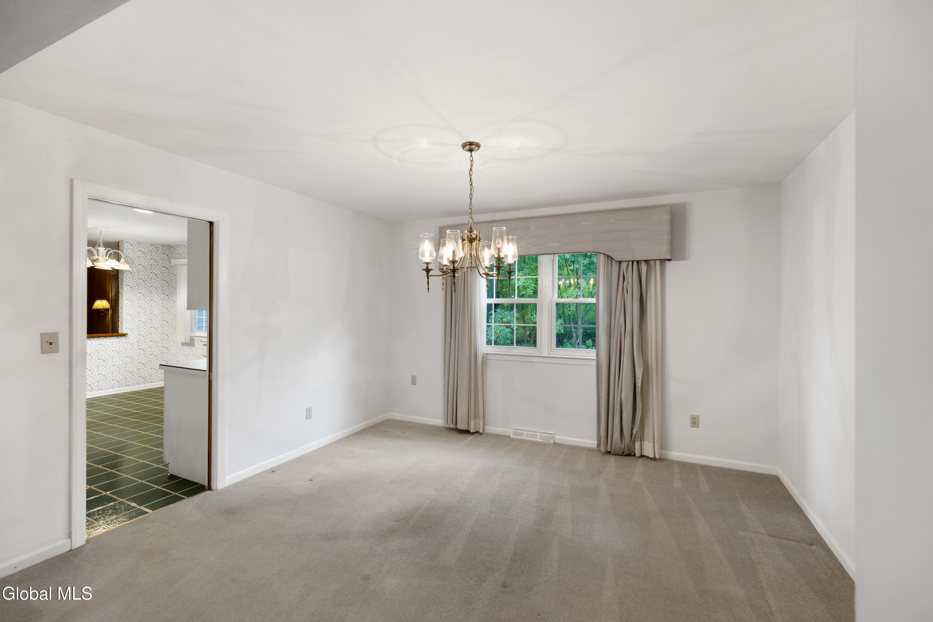 1279 Windemere Court
