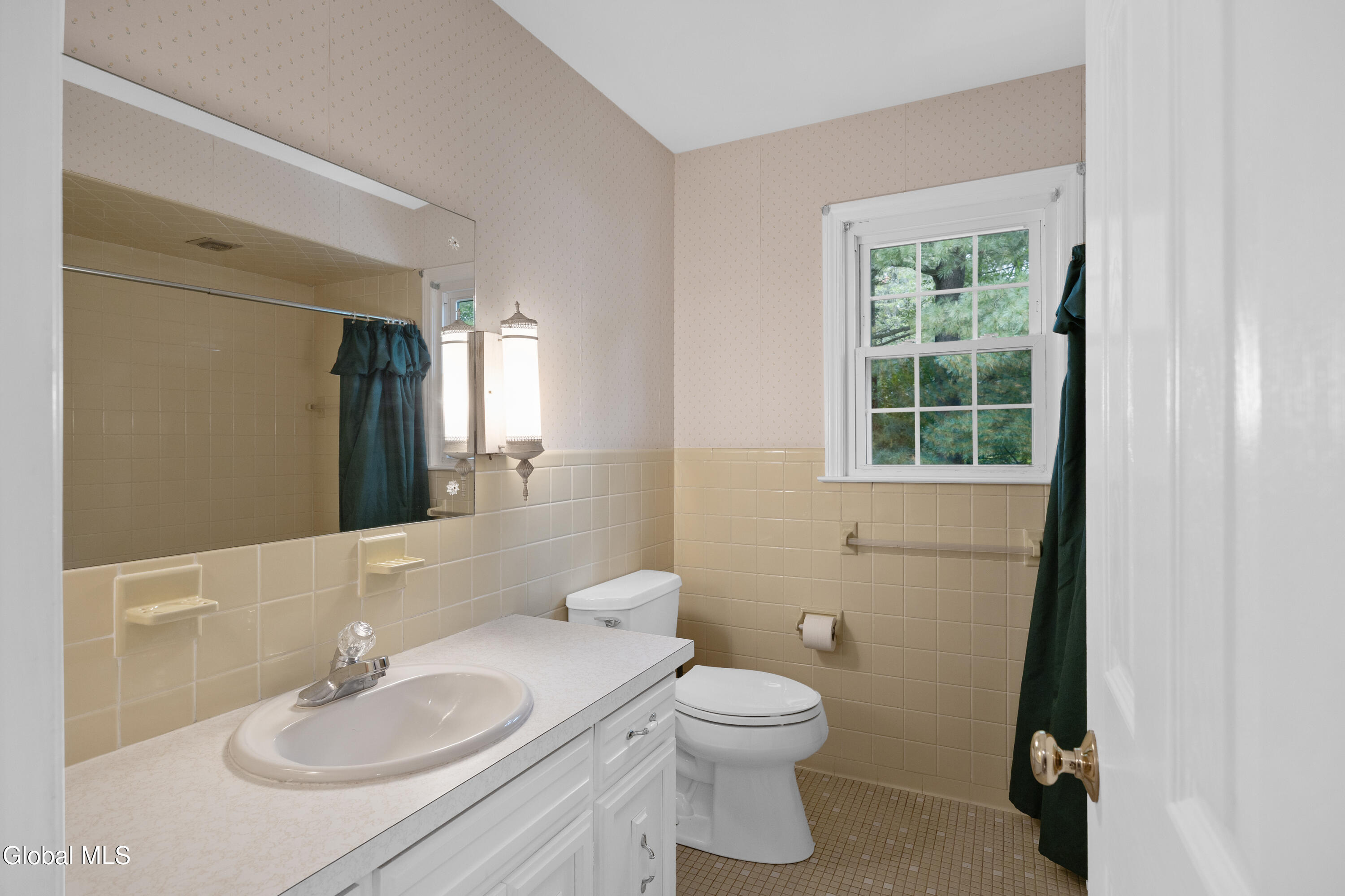 1279 Windemere Court