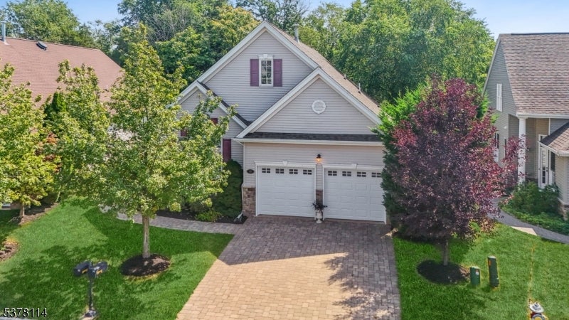 12 Witherspoon Way
