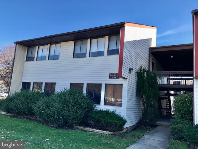 E-22 AVON DR.