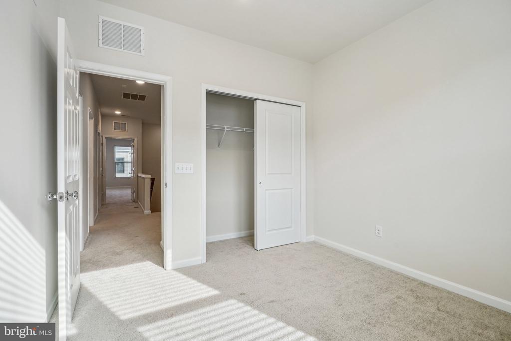 612 PARKER BLVD.