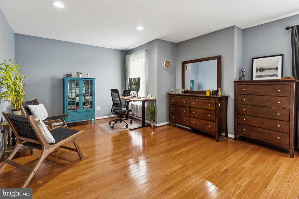3 WEDGEWOOD COURT
