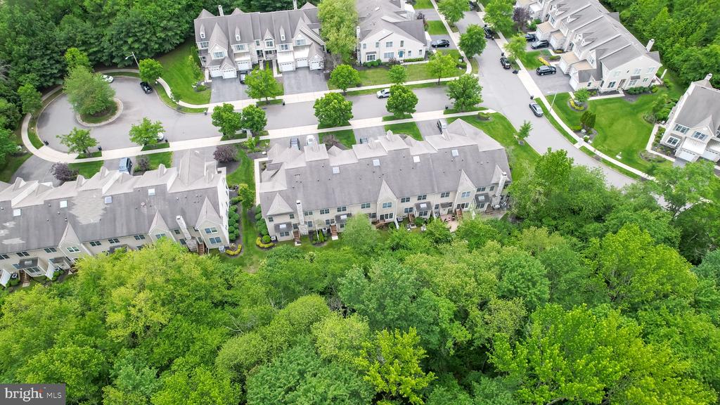3 WEDGEWOOD COURT