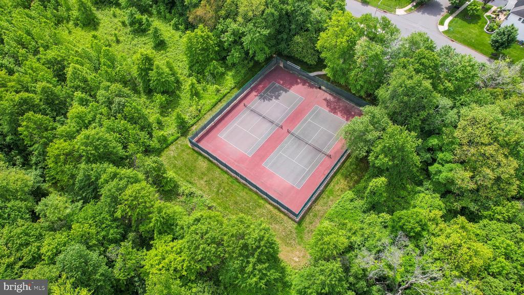 3 WEDGEWOOD COURT