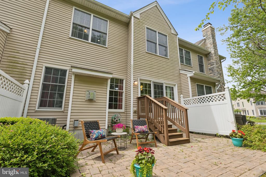 3 WEDGEWOOD COURT