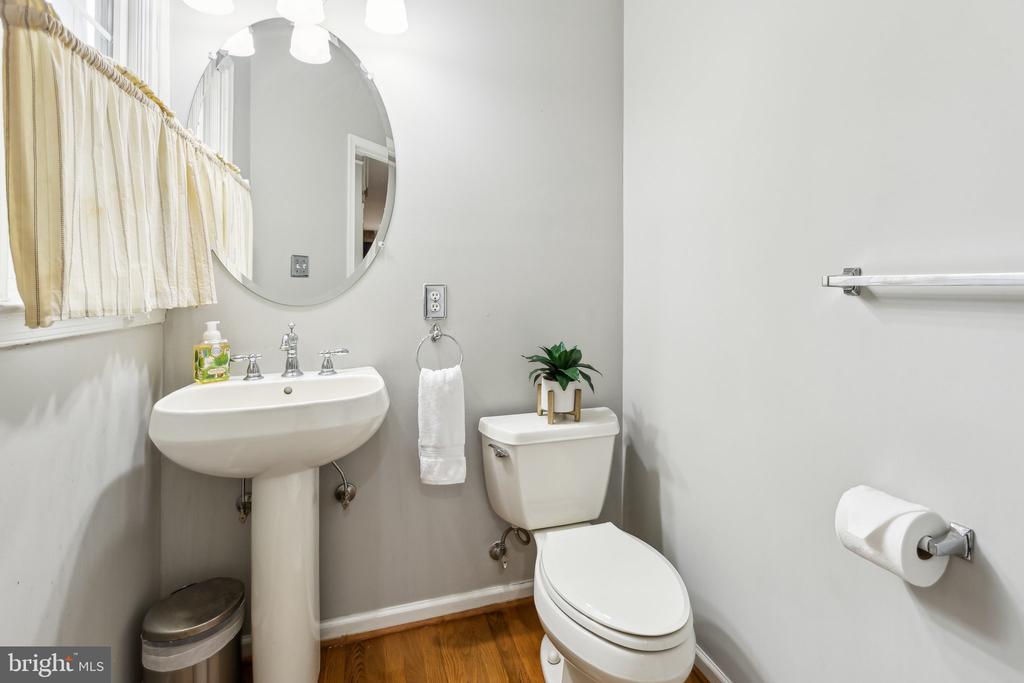 3 WEDGEWOOD COURT