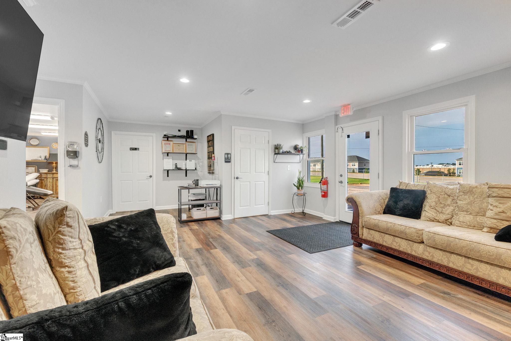 416 Rolling Hills Circle