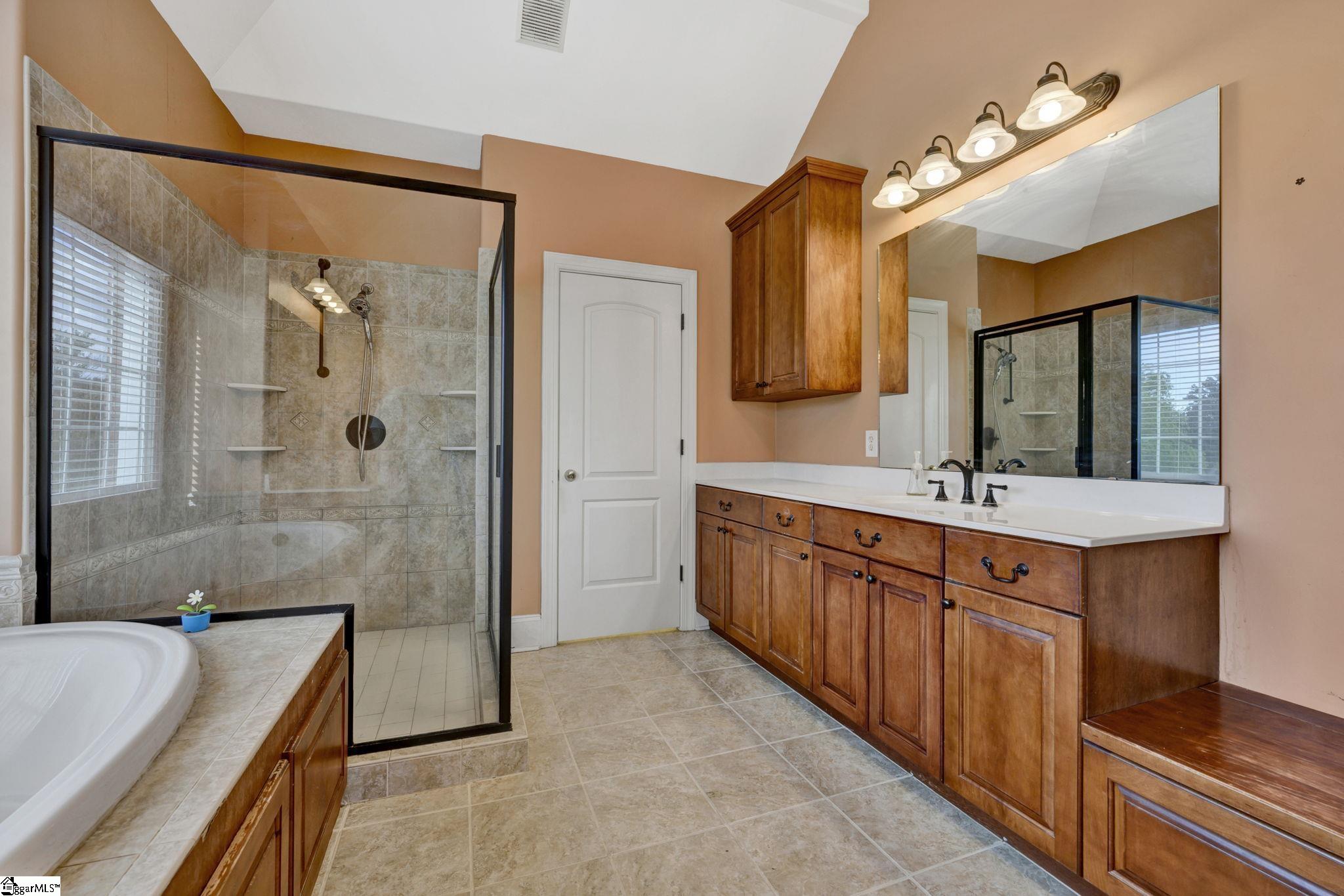 102 Alene Hills Way