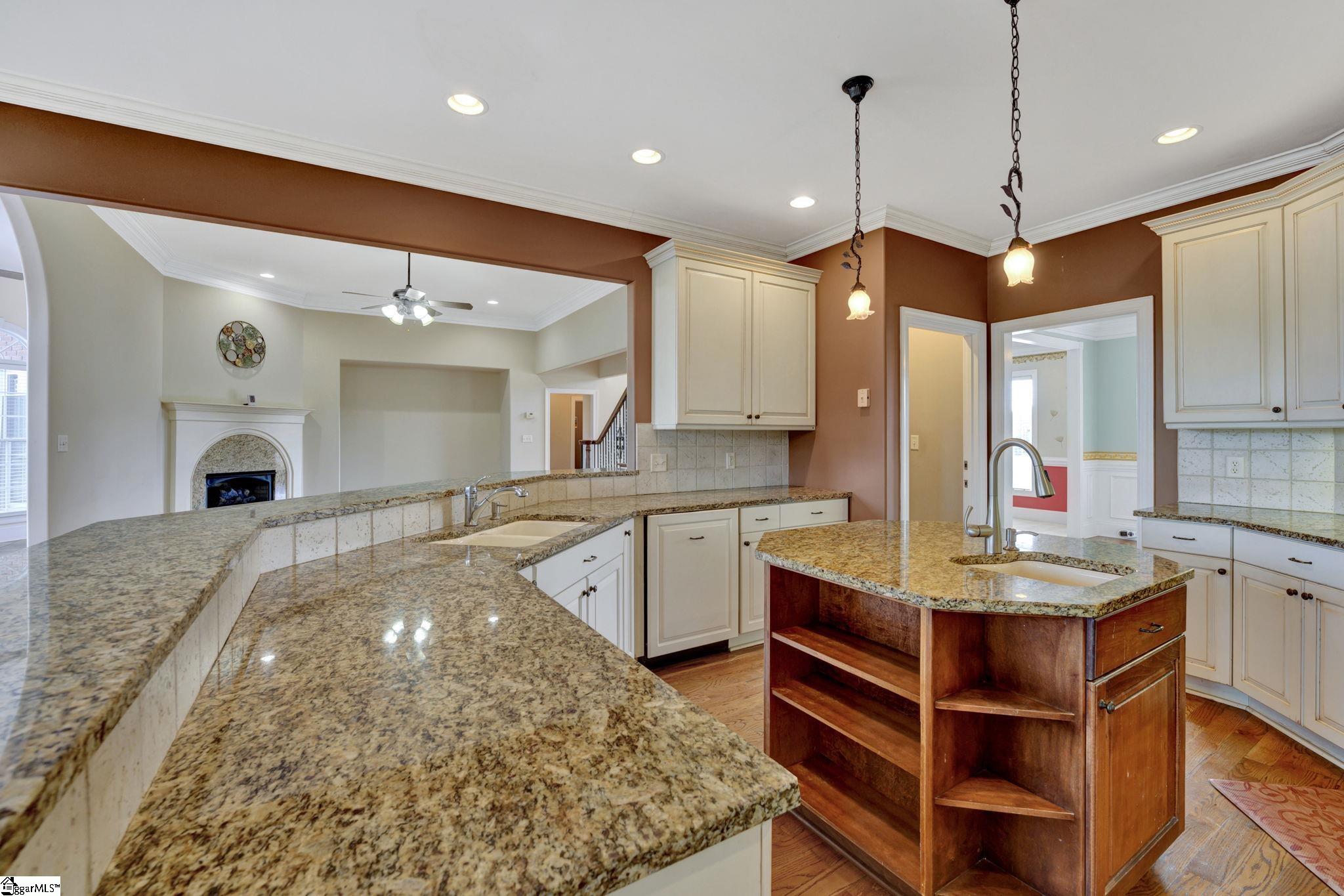 102 Alene Hills Way