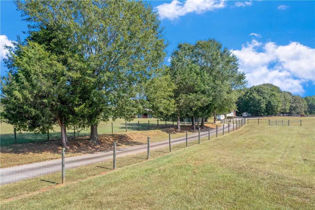 3620 Centerville Road