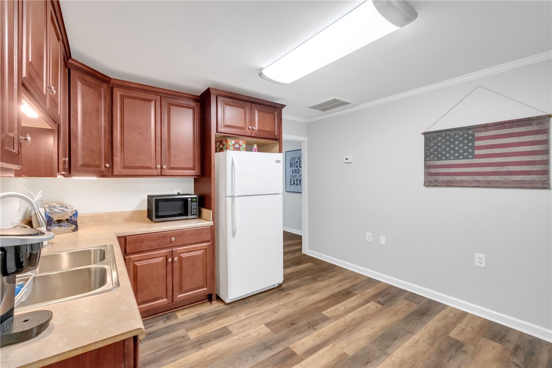 416 Rolling Hills Circle