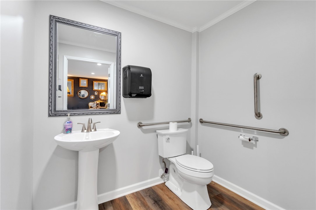 416 Rolling Hills Circle