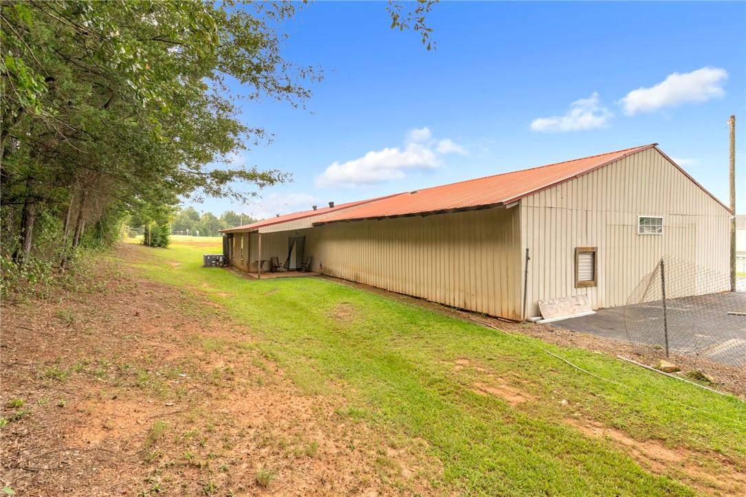 416 Rolling Hills Circle