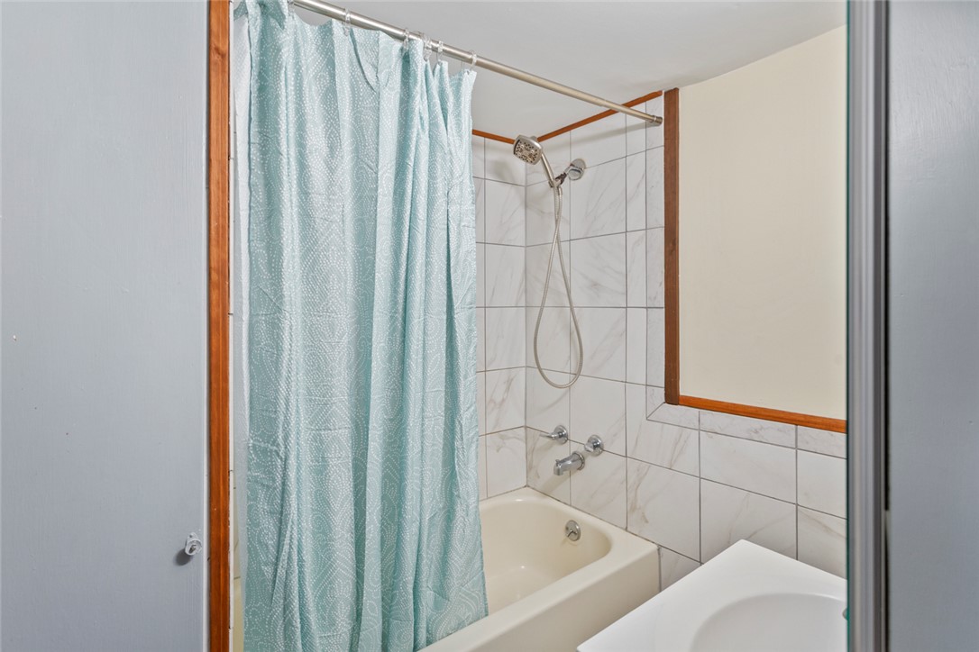 127 Rocky Shores Boat Ramp Road