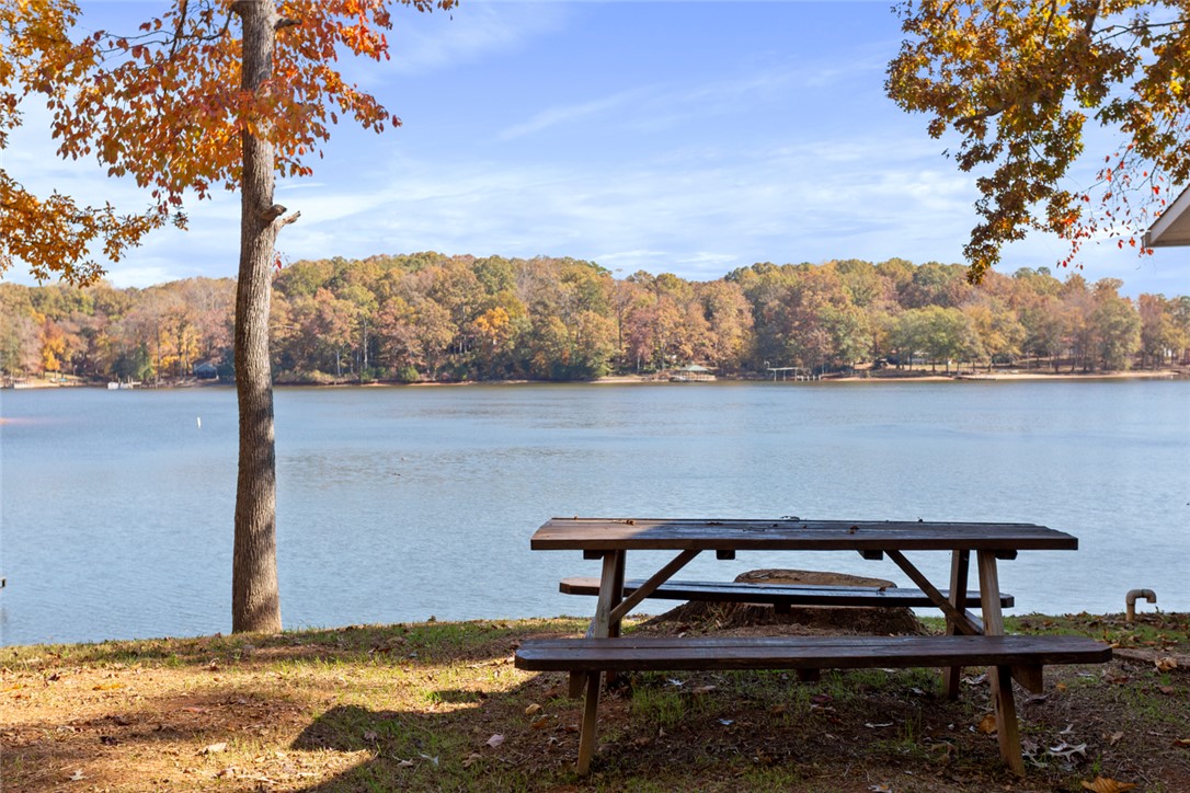 127 Rocky Shores Boat Ramp Road