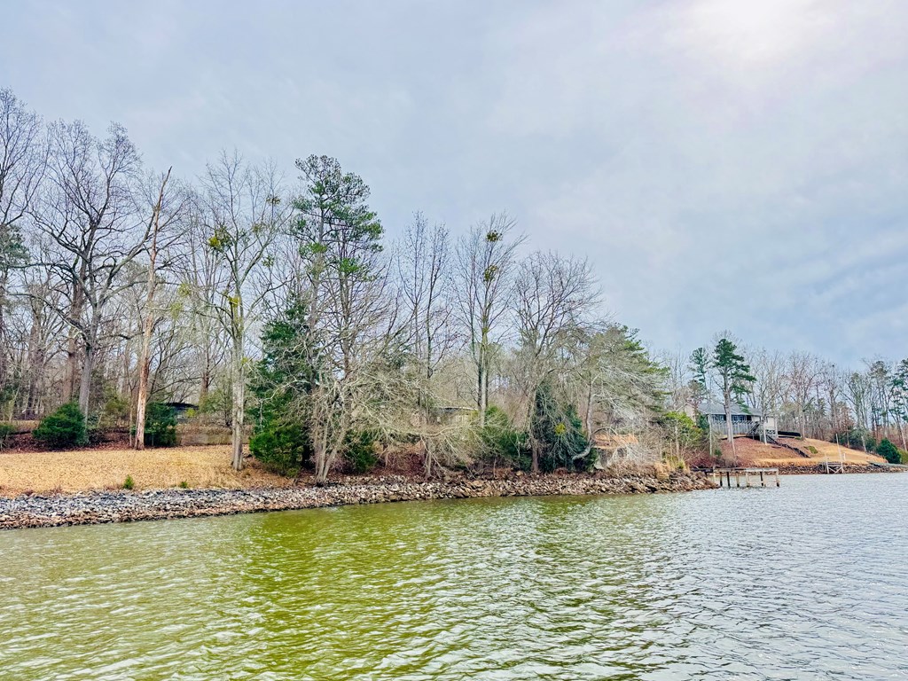 1143 Jets Landing Road