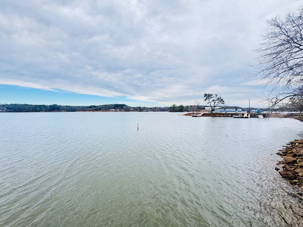 1143 Jets Landing Road