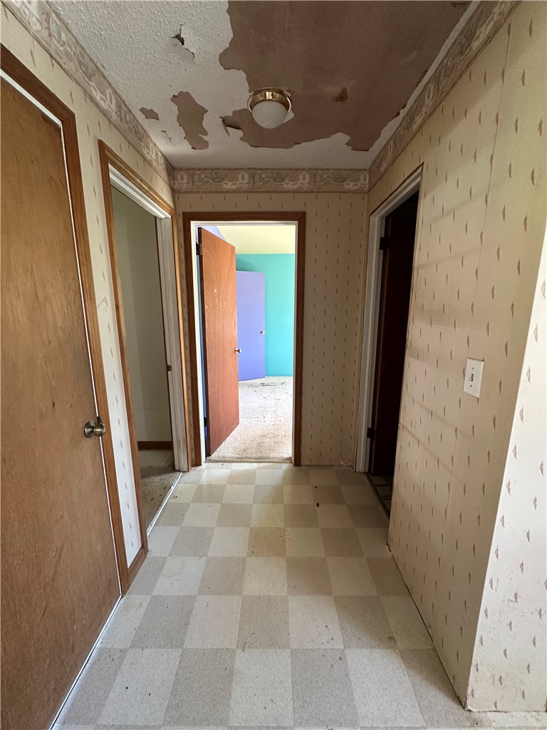 2534 Broadway Lake Road