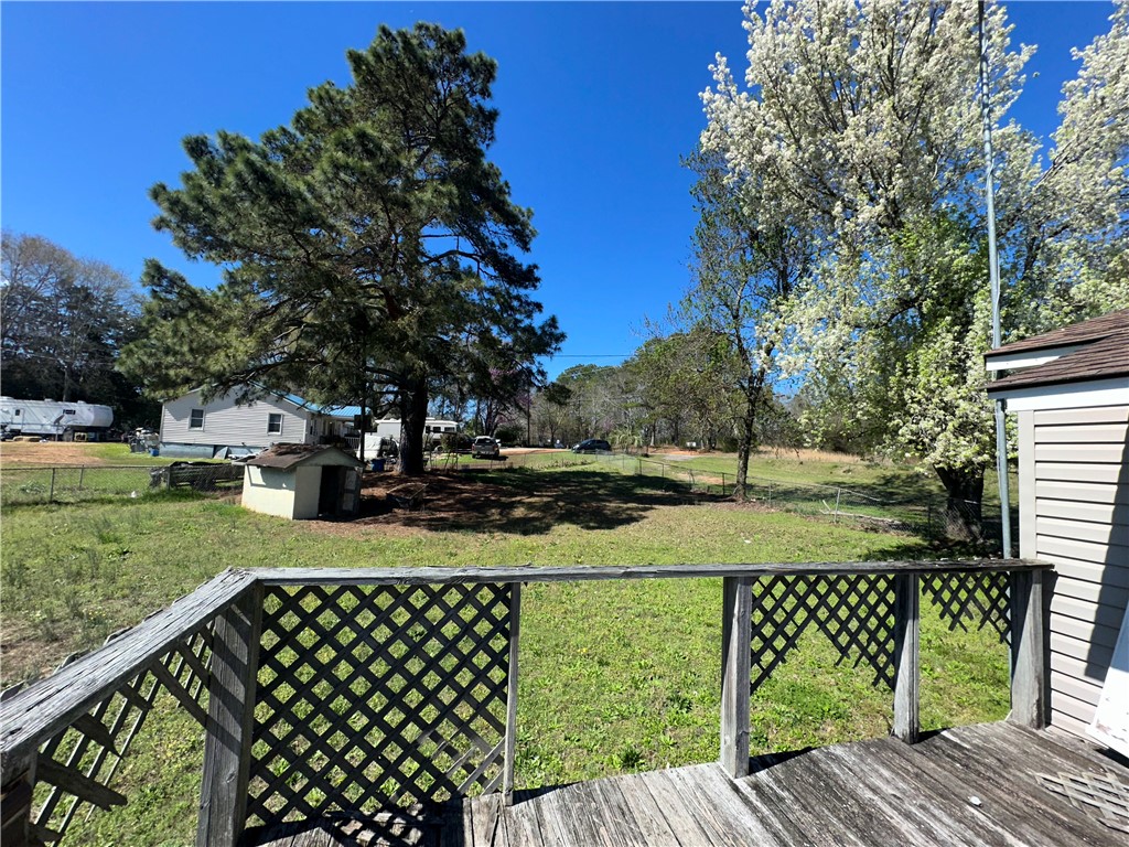 2534 Broadway Lake Road