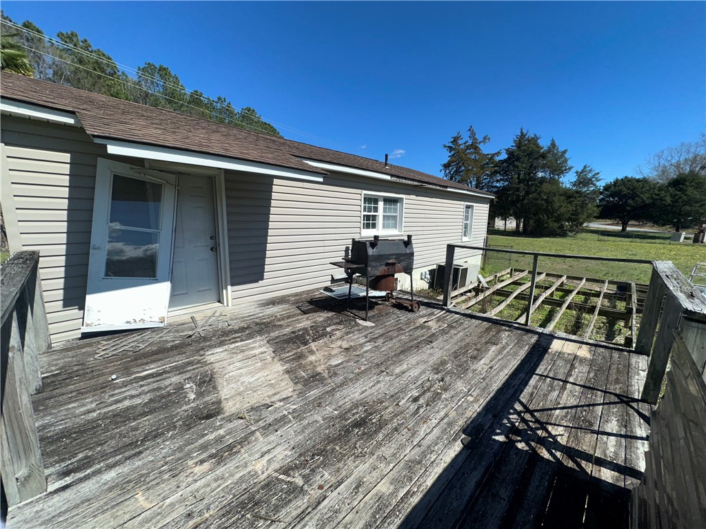 2534 Broadway Lake Road