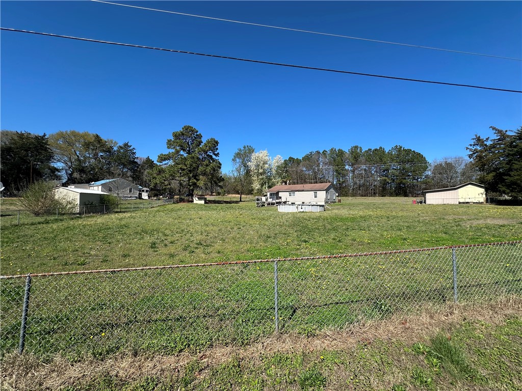 2534 Broadway Lake Road