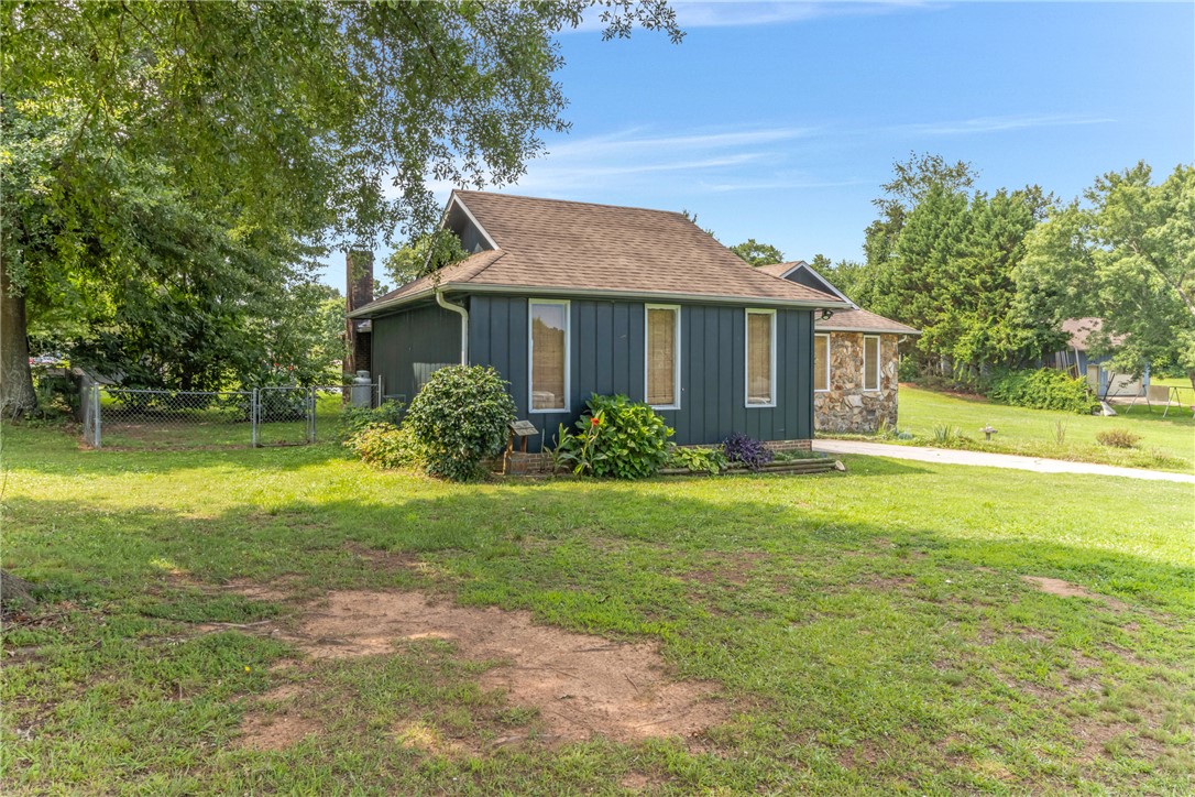 234 Country Glen