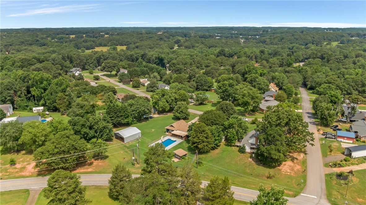234 Country Glen