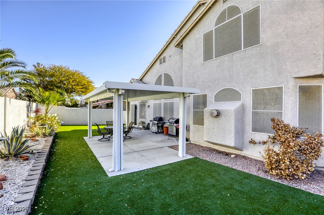 10016 Diving Duck Avenue