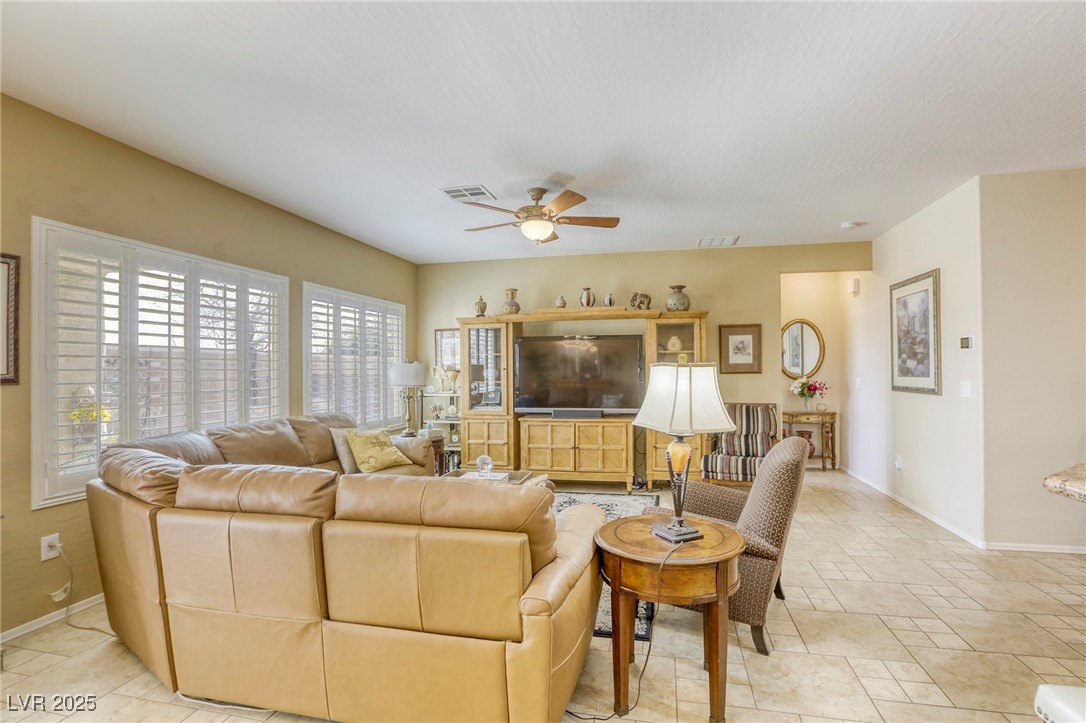 7828 Homing Pigeon Street