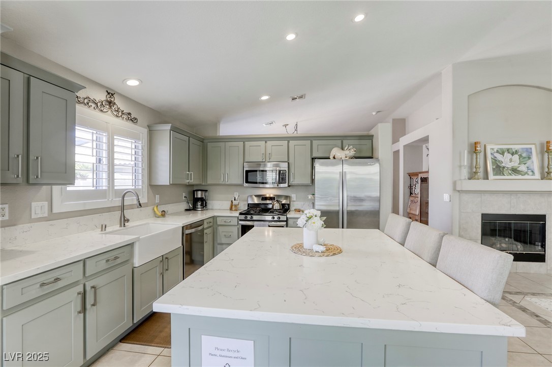 6021 Winter Meadow Street