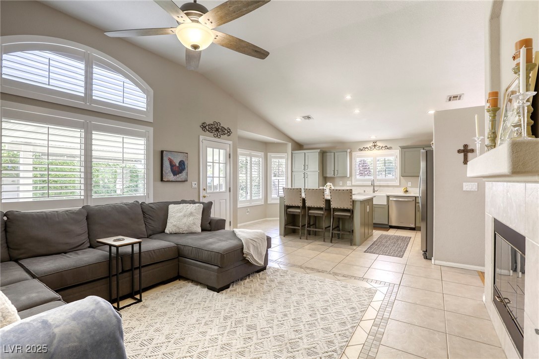 6021 Winter Meadow Street