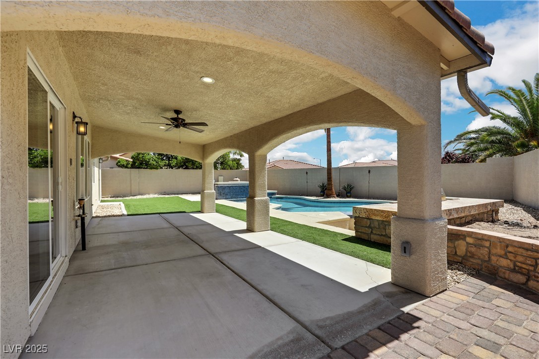 7379 Majestic Bluff Place