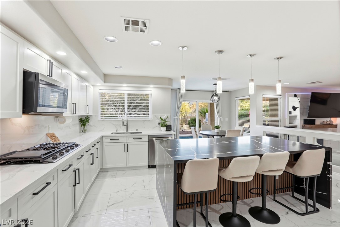 7012 Geese Gathering Street