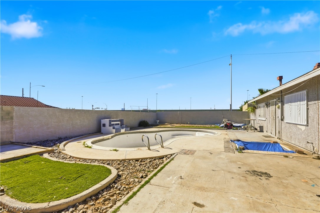 600 Langtry Drive