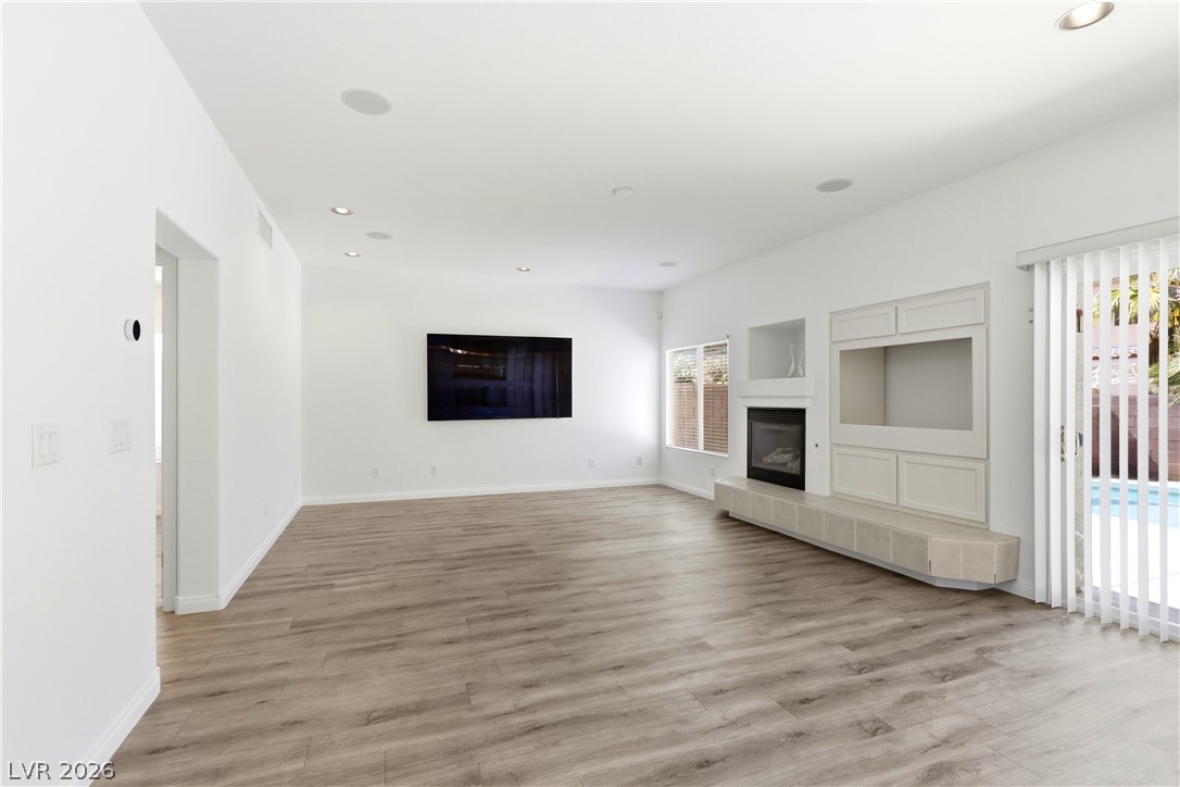 6286 Brave Voyager Court