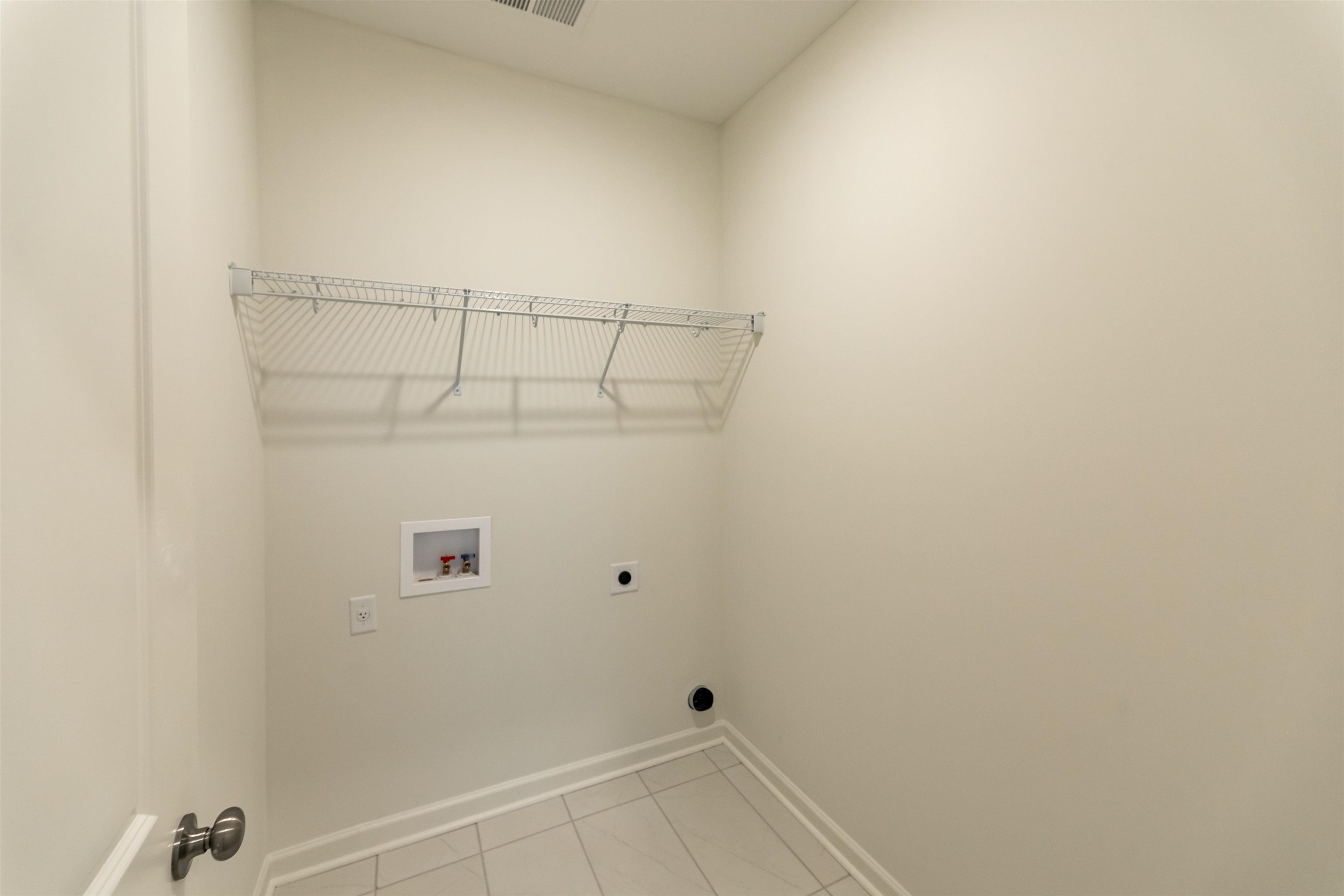 80 DORAL LOOP