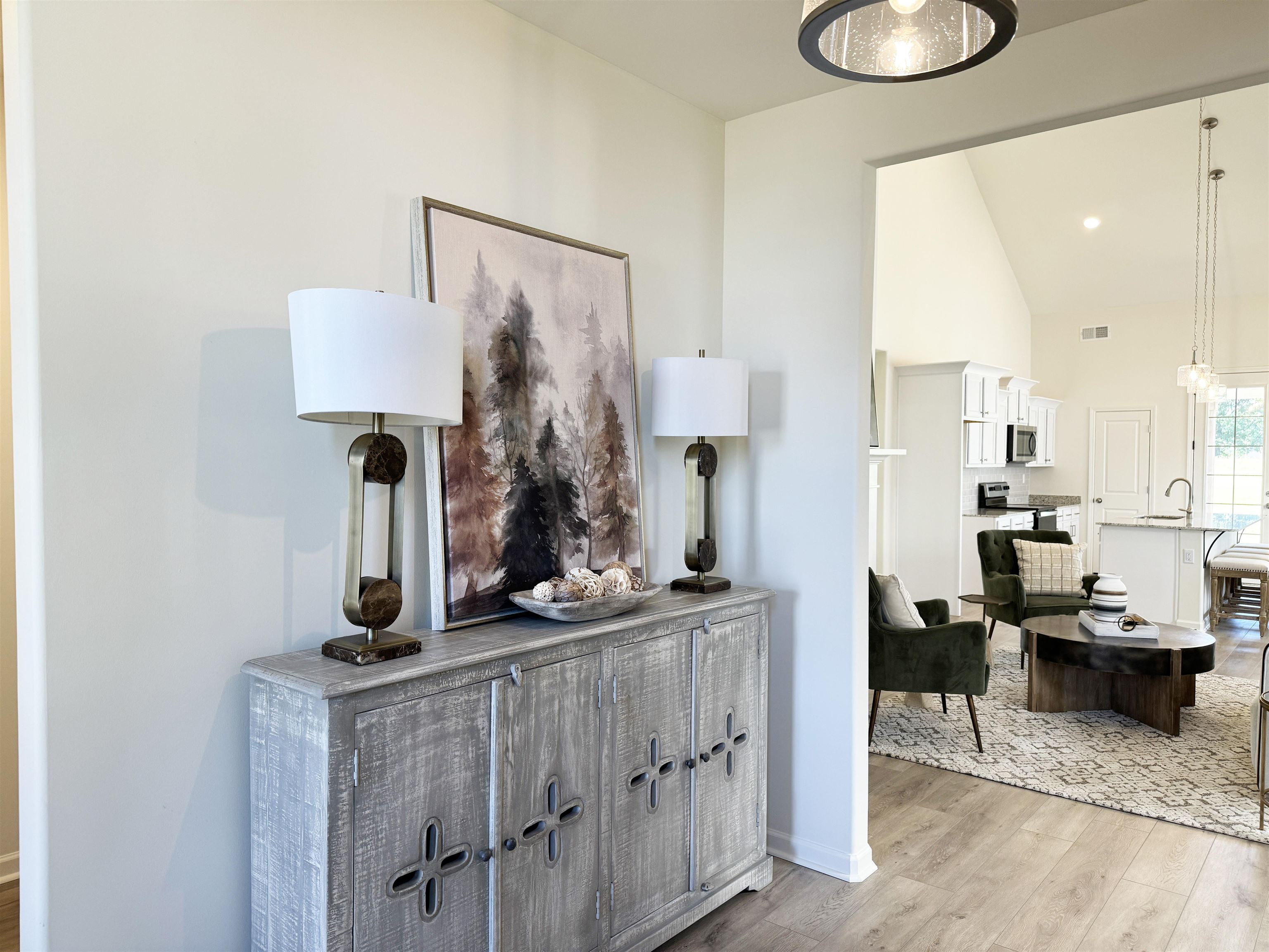 80 DORAL LOOP