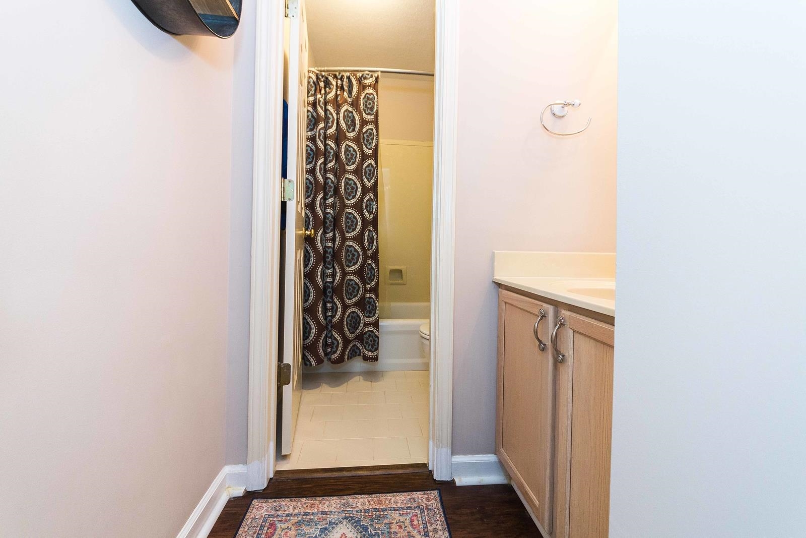 4311 STEFFAN WOODS CV