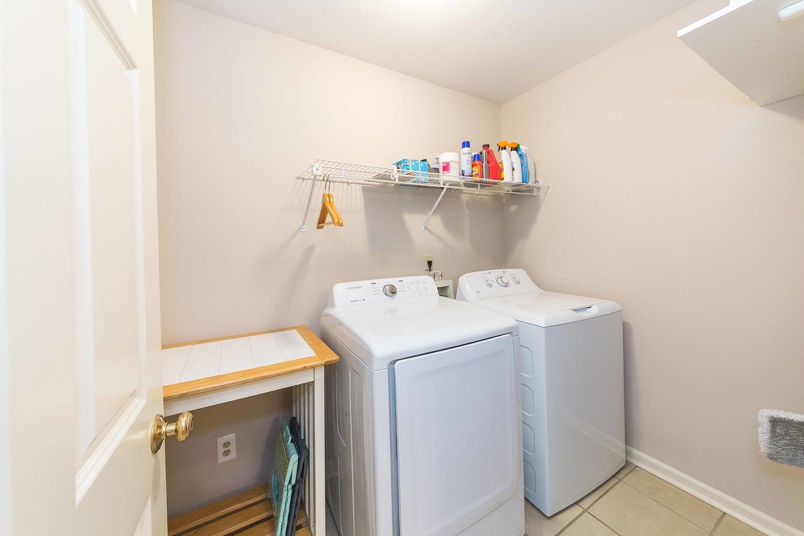 4311 STEFFAN WOODS CV