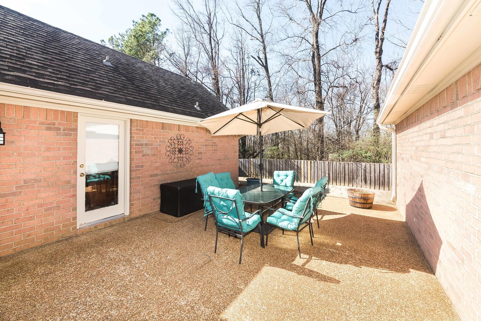 4311 STEFFAN WOODS CV